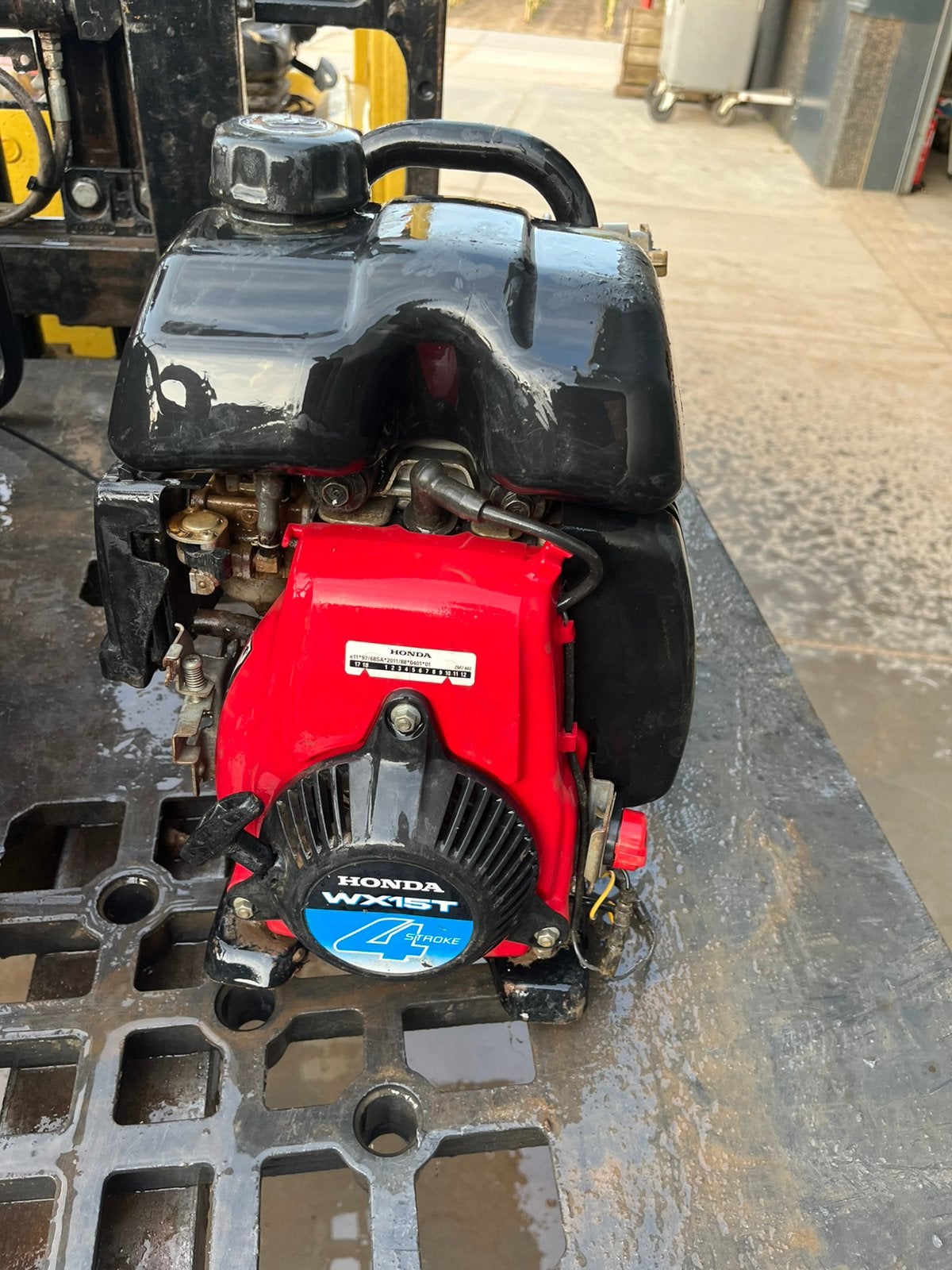 Honda waterpomp WX 15 T, Tuin en Terras, Waterpompen, Ophalen of Verzenden, Zo goed als nieuw, Handmatig, Beregeningspomp