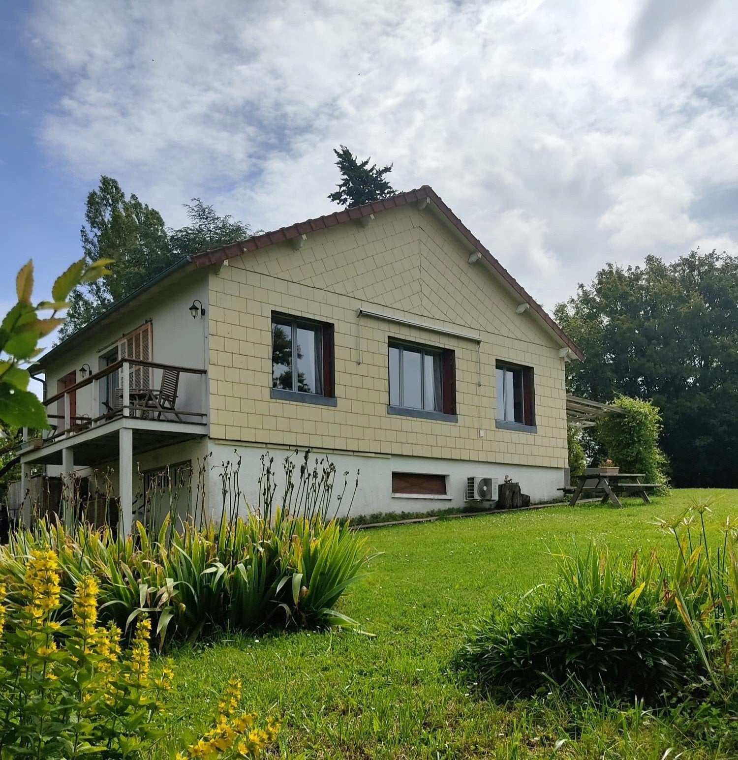 Te koop Frankrijk woning en woonboerderij, eigen bos op 3 ha, Huizen en Kamers, Buitenland, 200 m², Frankrijk, Woonhuis, Villentrois