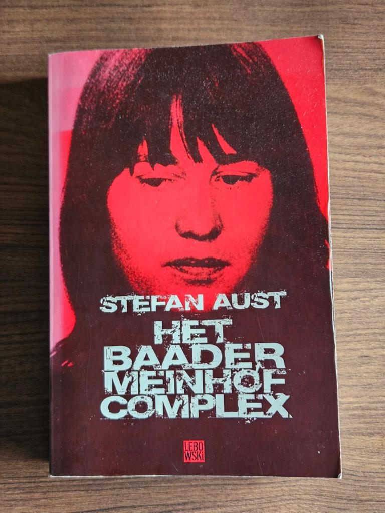 Stefan Aust - Het Baader-Meinhof Complex, Gelezen, Ophalen of Verzenden, Stefan Aust, Nederland