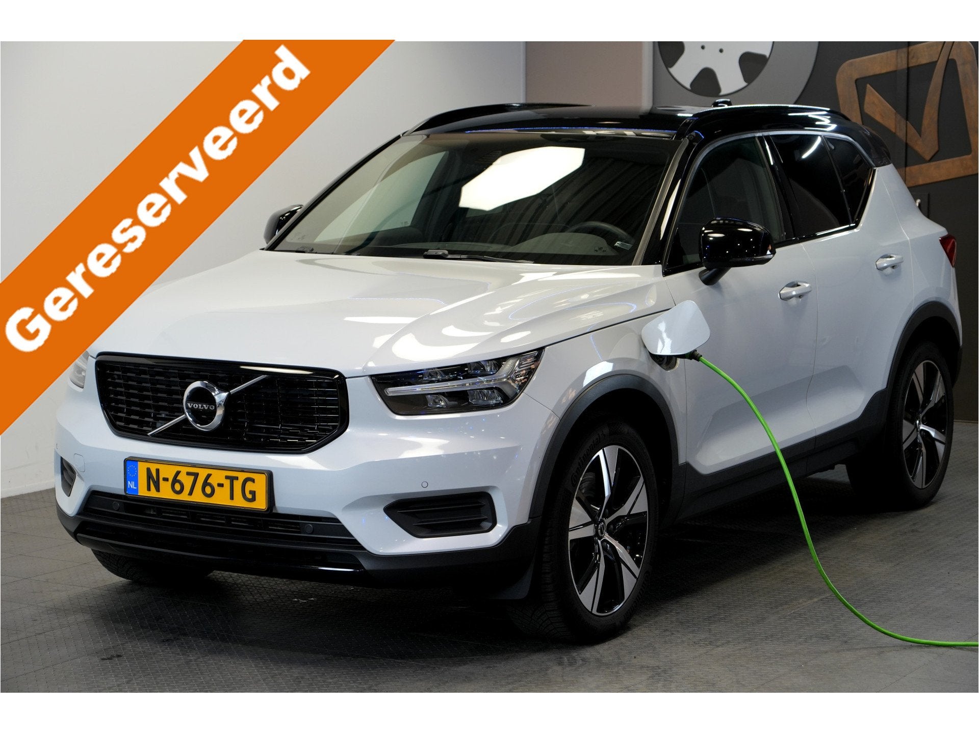 Volvo XC40 1.5 T4 Recharge 155kW/211pk DCT7 R-Design LEER/AL, Auto's, Dealer onderhouden, Met garantie (alle), Hybride Elektrisch/Benzine
