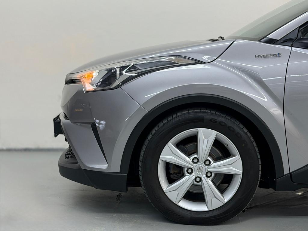 Toyota C-HR 1.8 Hybrid Dynamic Stoelverwarming Camera, Auto's, Toyota, Stof, 4 cilinders, 98 pk, Bedrijf