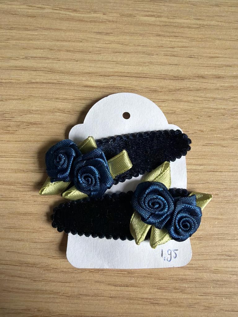 Haarspeldjes met donkerblauwe roosjes, Ophalen of Verzenden, Nieuw