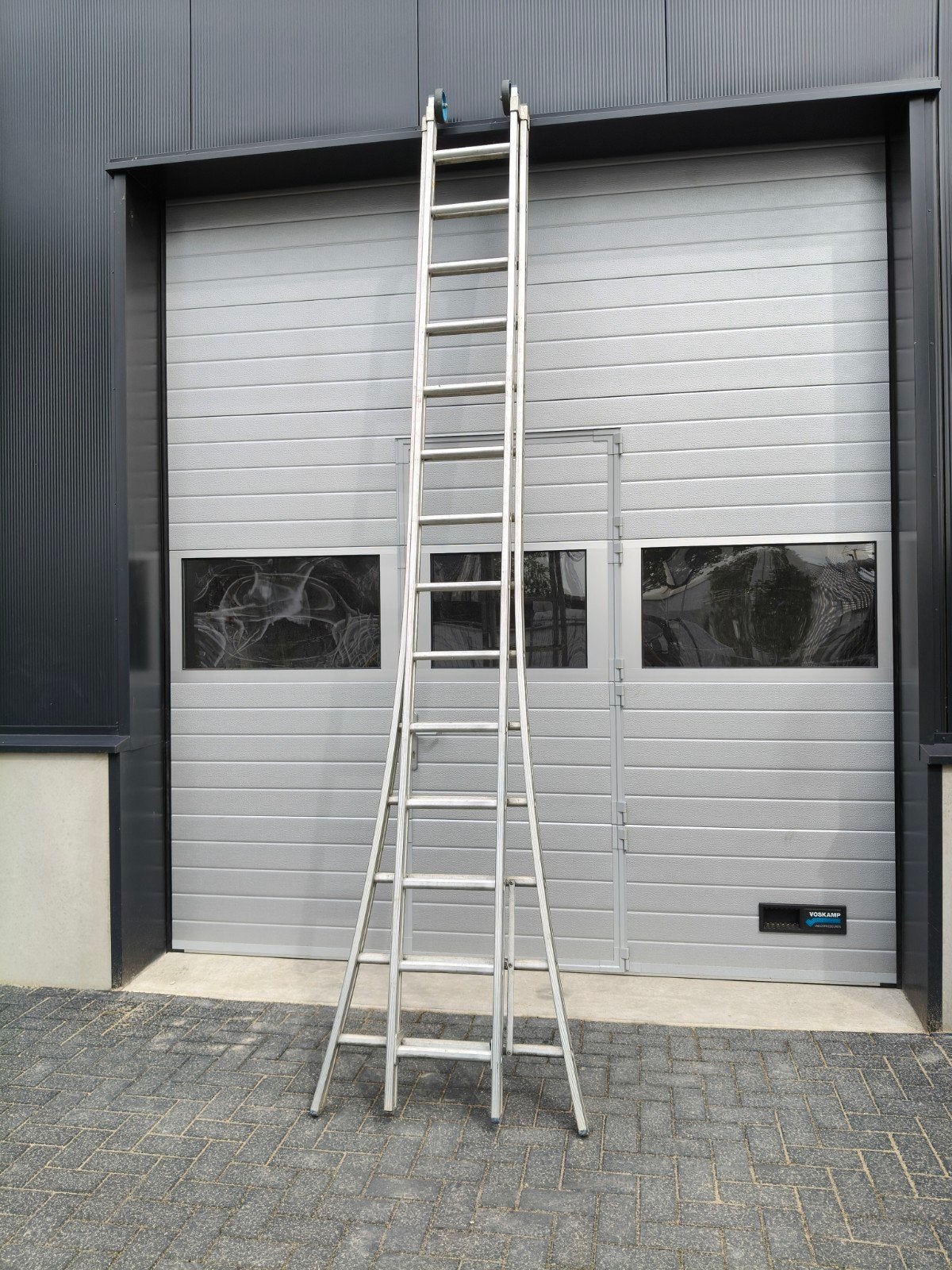 2 delige ladder 2x14 sports merk Solide Skyworks, Ophalen, Gebruikt, 4 meter of meer