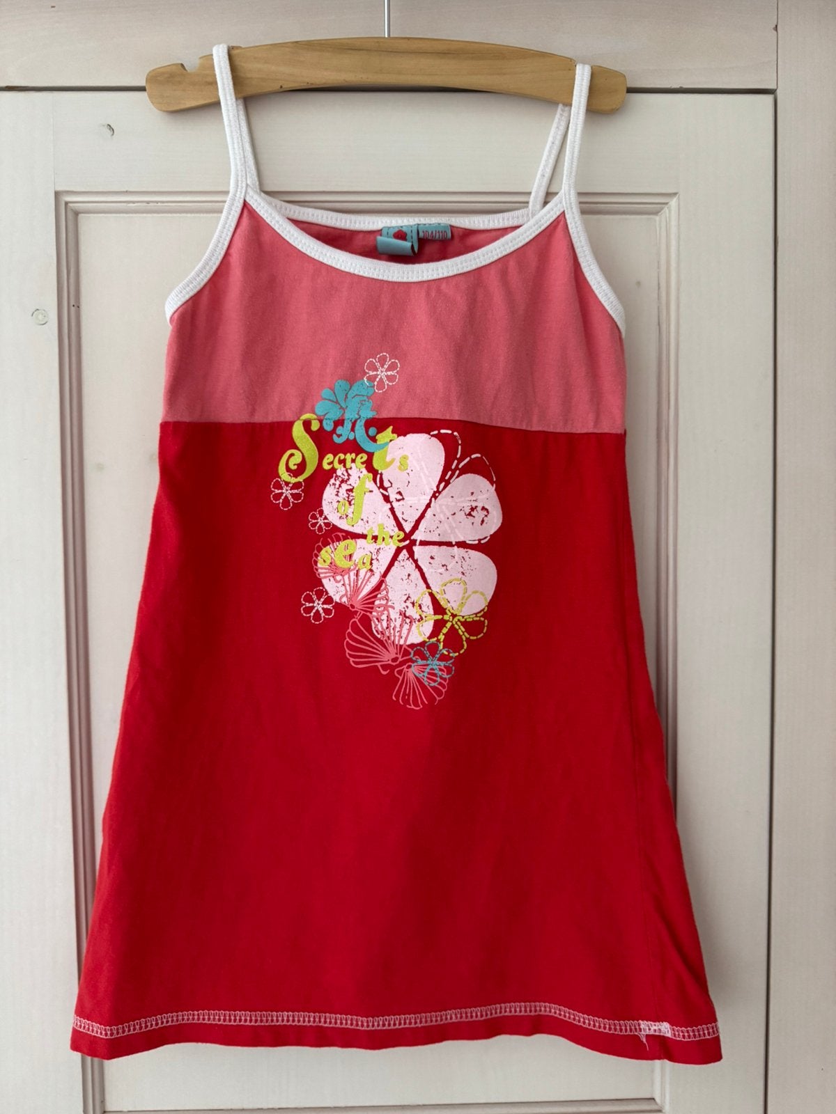 Zomerjurkje rood met bloemenprint maat 104/110, Kinderen en Baby's, Kinderkleding | Maat 104, Ophalen of Verzenden, Zo goed als nieuw
