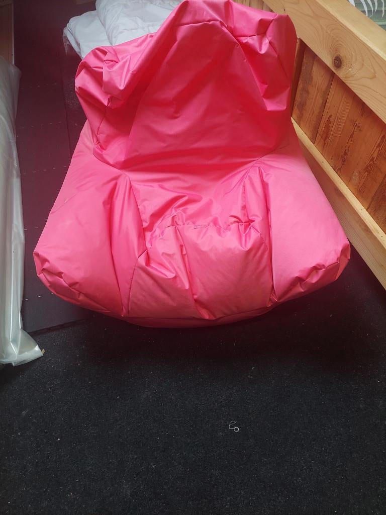 roze zitzak, Ophalen, Zo goed als nieuw, Roze
