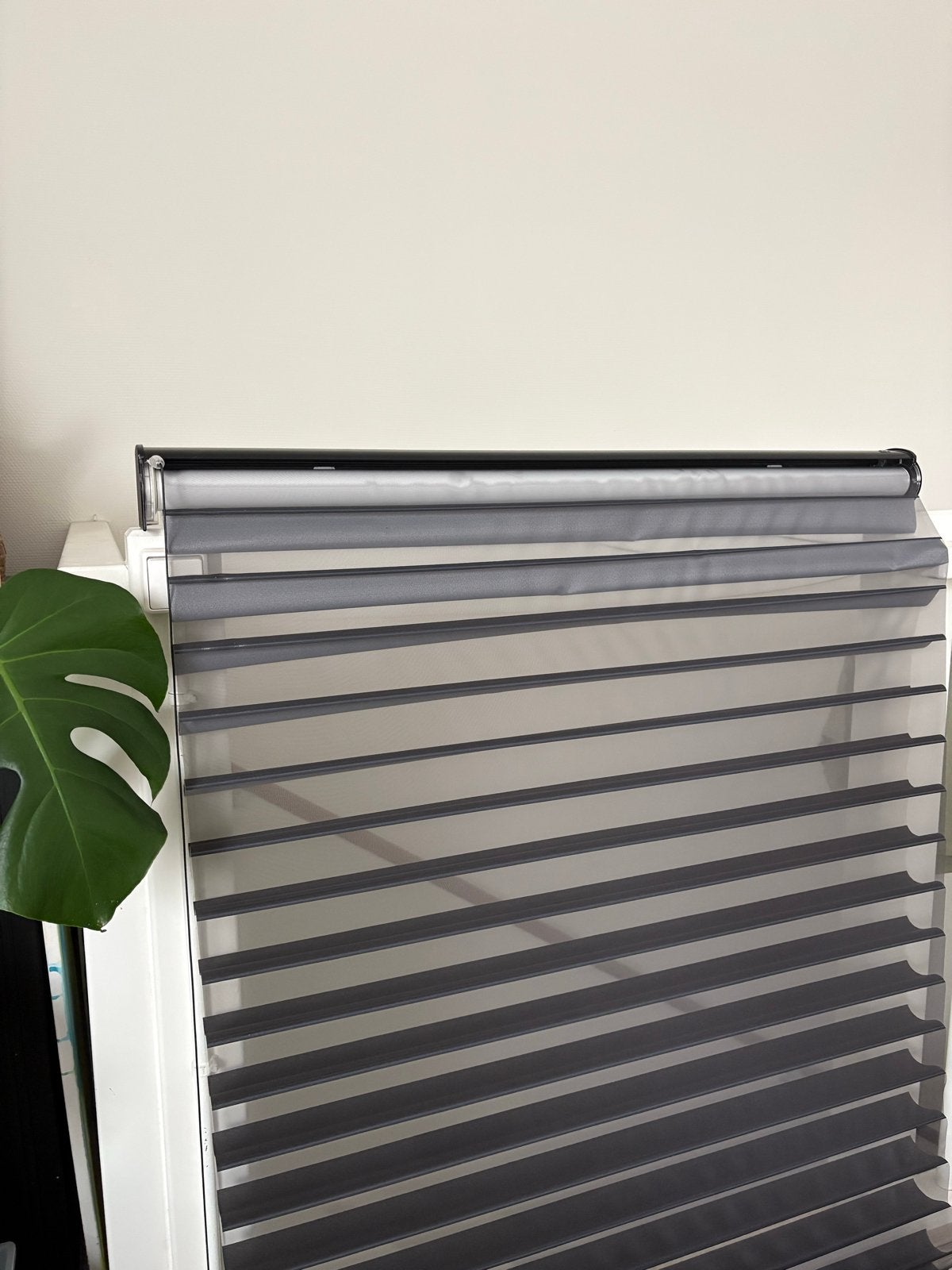4x Luxaflex Silhouette® shades - Antracietgrijs (z.g.a.n.), Ophalen, Jaloezie, Zo goed als nieuw, Grijs