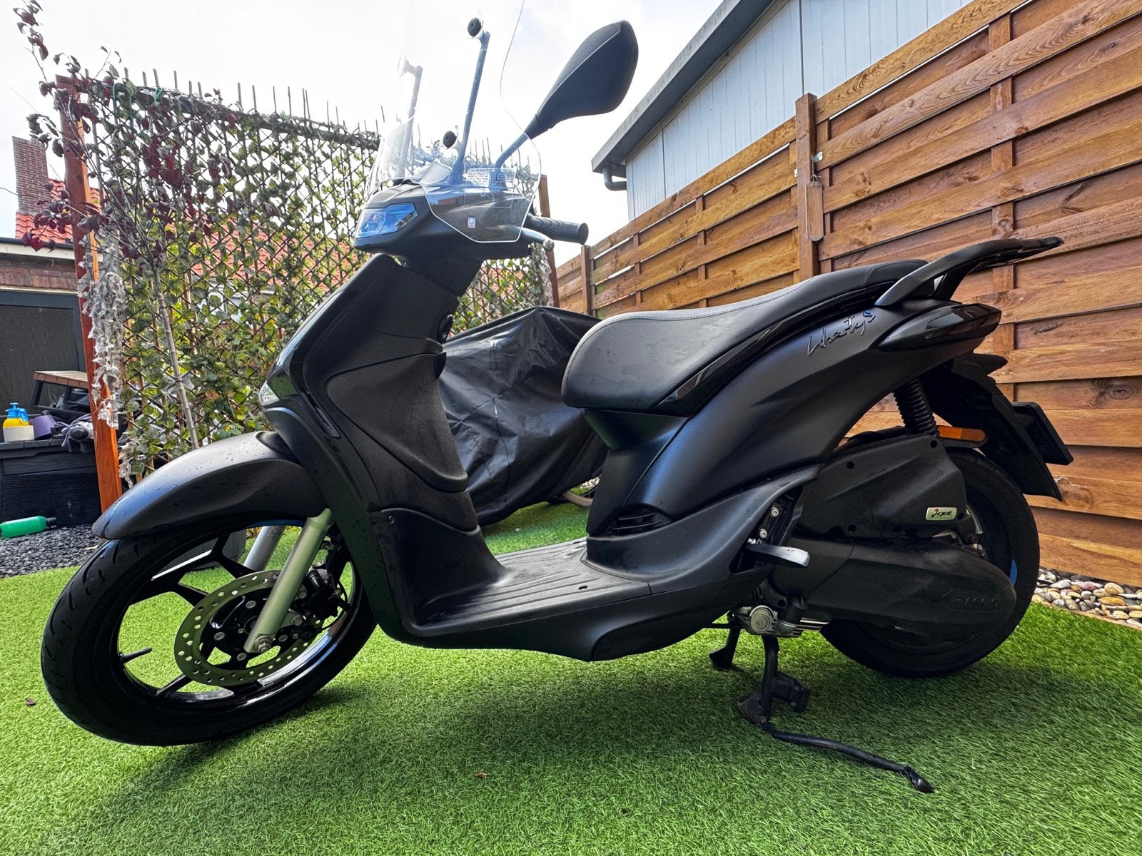 Piaggio Liberty S - 2025, Fietsen en Brommers, Ophalen, Gebruikt, Overige modellen, Maximaal 45 km/u