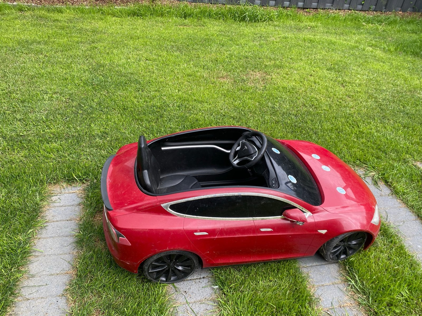 Radio Flyer Tesla Model S voor kinderen, Ophalen, Gebruikt