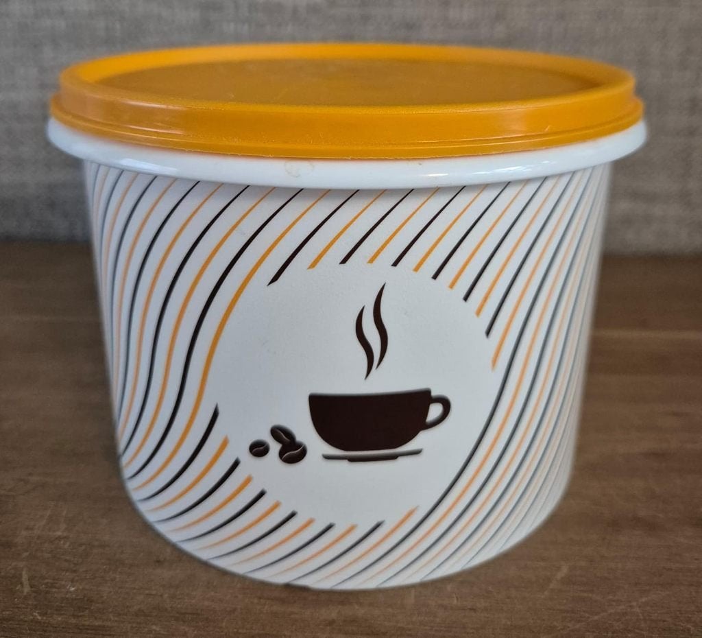 Tupperware bak (koffie) 1,1L met geel deksel, Geel, Ophalen of Verzenden, Zo goed als nieuw, Met deksel