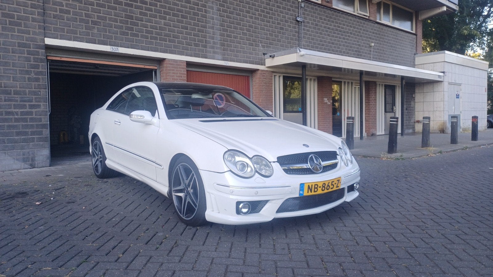 Mercedes-Benz CLK 350 project auto, Auto's, Automaat, Achterwielaandrijving, 4 stoelen, Wit