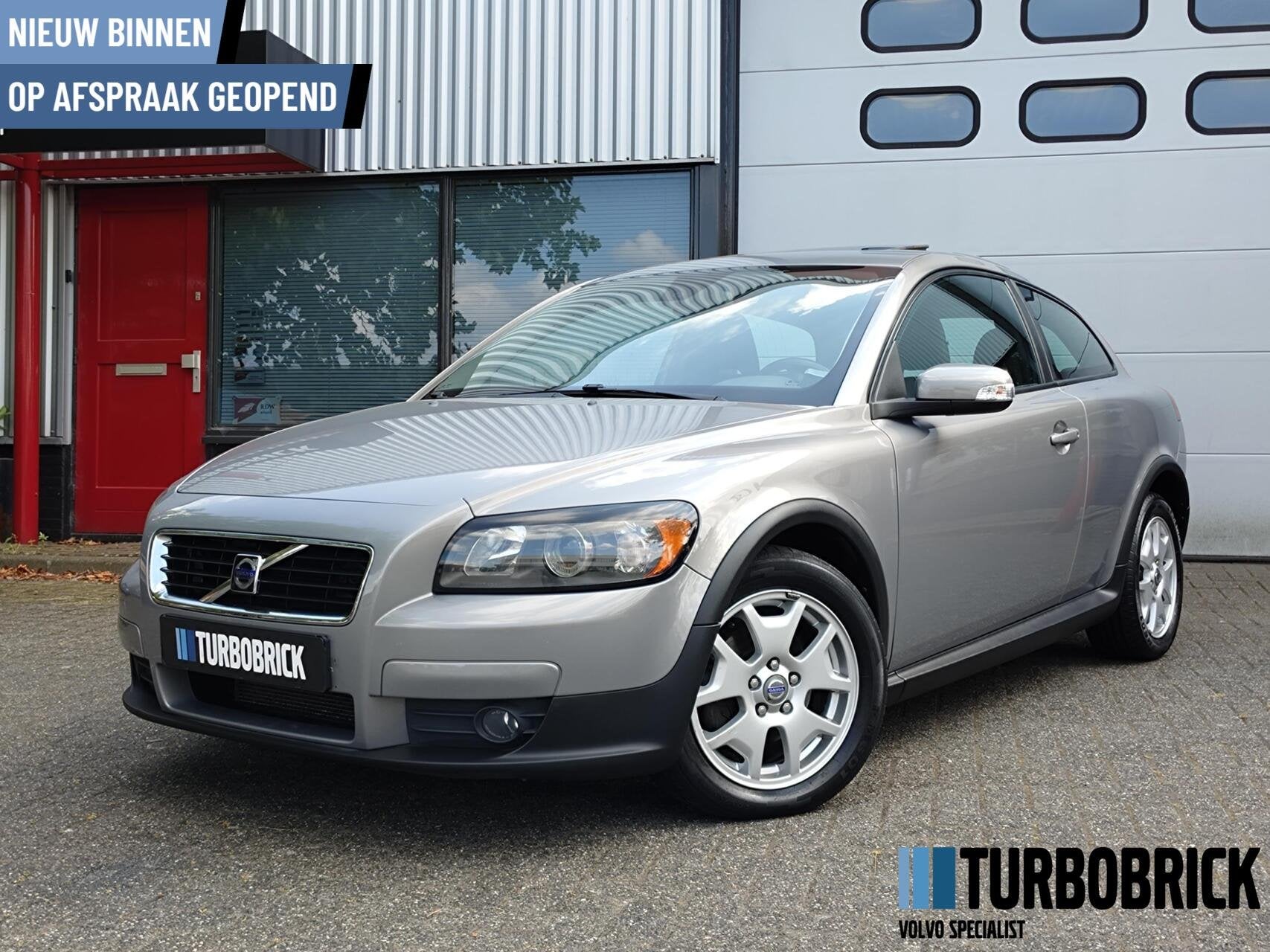 Volvo C30 1.6 Momentum |Clima|Cruise|el. Schuif/kantel|Young, Voorwielaandrijving, 1596 cc, Gebruikt, 4 cilinders