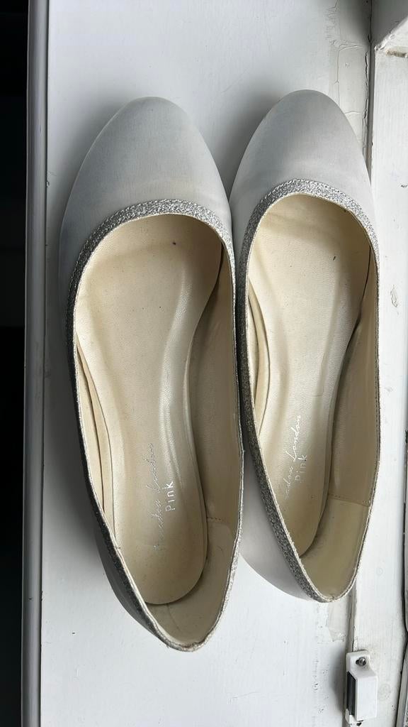 Bruidsschoenen Witte ballerina's met glitterrand - Maat 40, Ophalen of Verzenden, Gedragen, Wit, Ballerina's