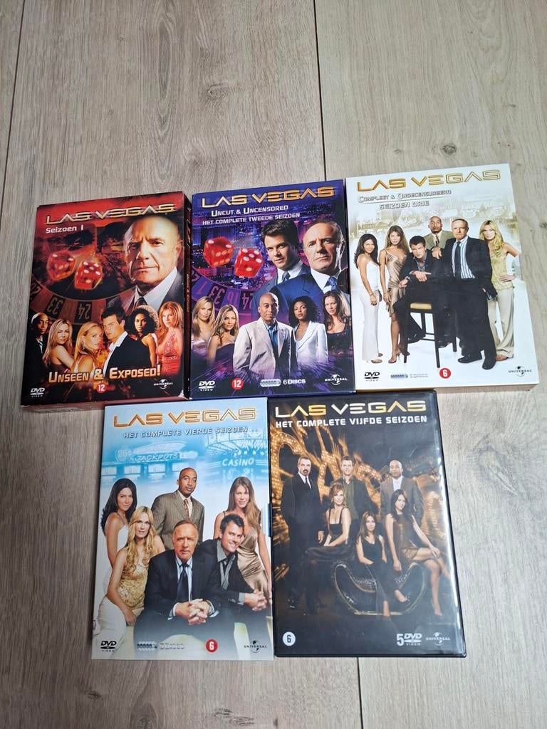 Las Vegas DVD Boxsets - Seizoen 1 t/m 5, Cd's en Dvd's, Dvd's | Thrillers en Misdaad, Gebruikt, Maffia en Misdaad, Boxset, Vanaf 12 jaar