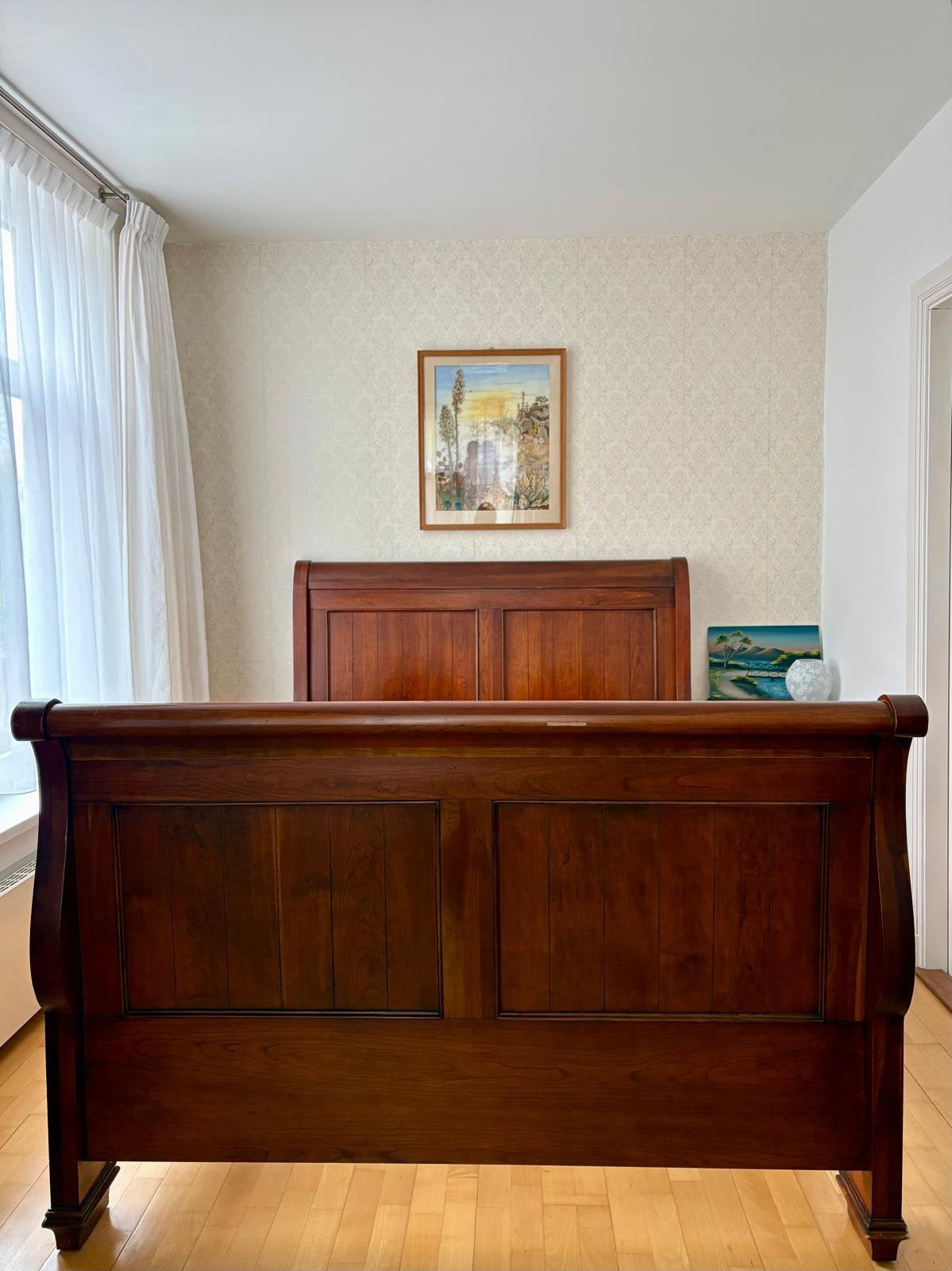 Prachtige massief kersenhouten bed ombouw – 160 x 200, Antiek en Kunst, Ophalen