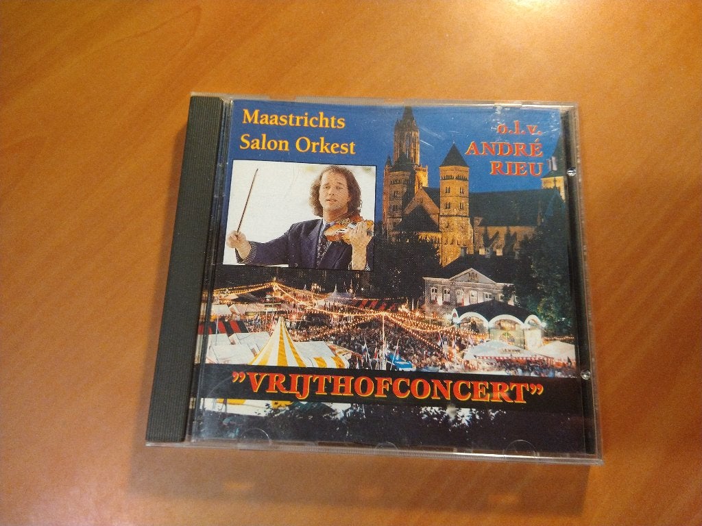 CD Maastrichts Salon Orkest - André Rieu – Vrijthofconcert, Ophalen of Verzenden, Barok, Zo goed als nieuw, Orkest of Ballet