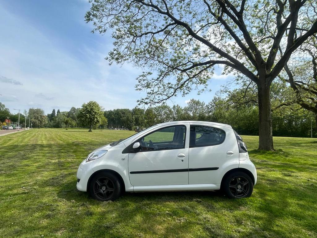 Citroën C1 1.0i Ambiance 4-deurs, Auto's, Citroën, Voorwielaandrijving, 4 stoelen, C1, Origineel Nederlands