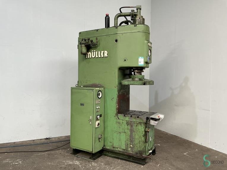 Hydraulische persen Müller CEZ 63.18.11 1976