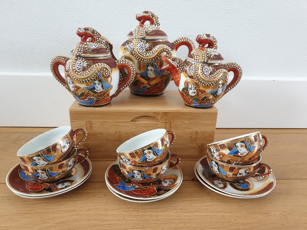 antiek servies, Ophalen
