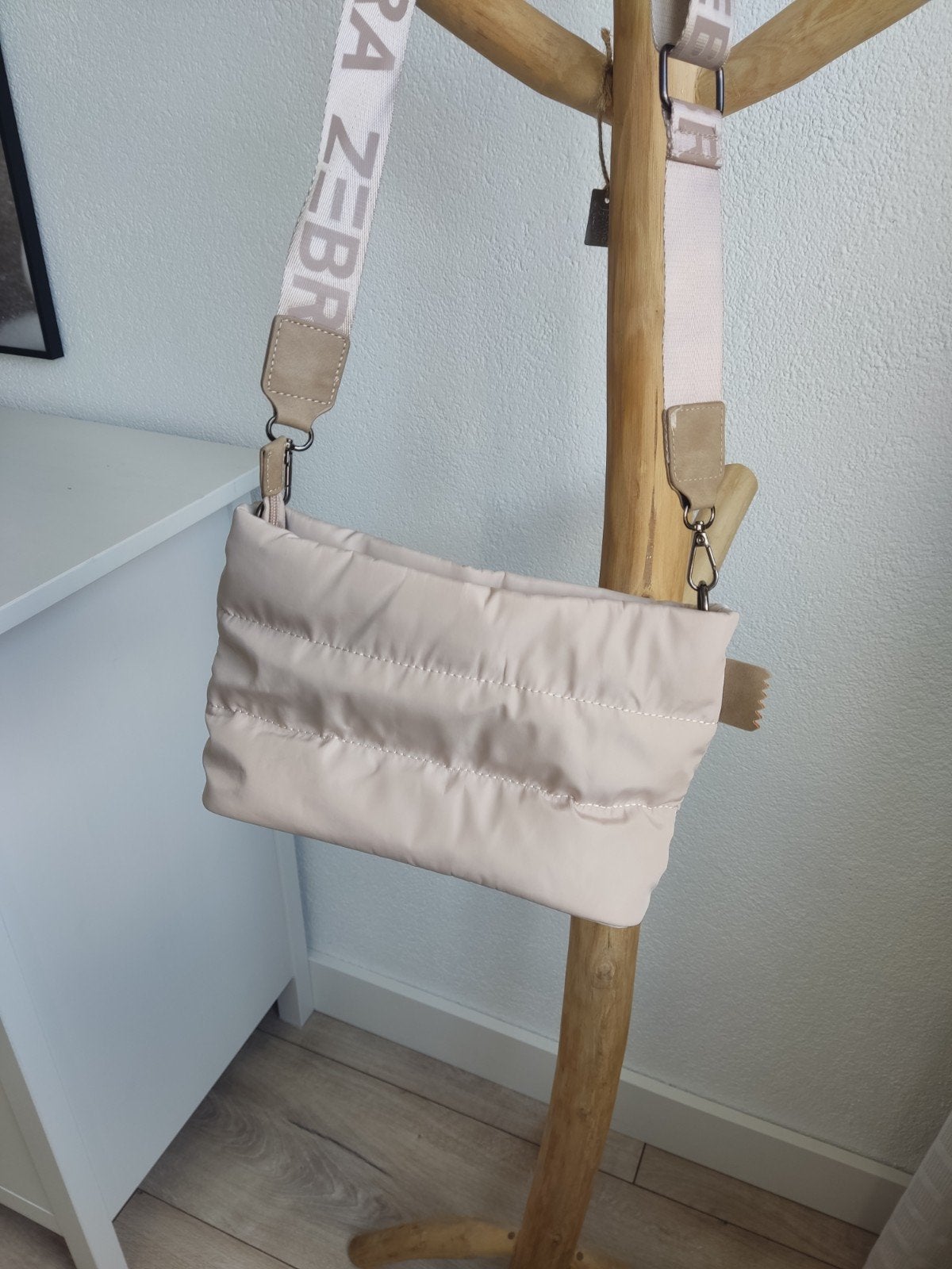 Zebra Trends Schoudertasje Beige, Ophalen, Zo goed als nieuw, Beige, Schoudertasje