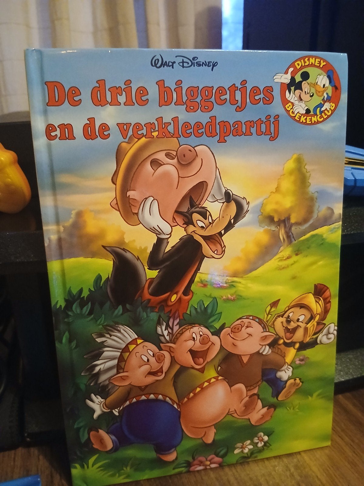 De drie biggetjes Disney boekje, Ophalen of Verzenden, Gelezen, Sprookjes