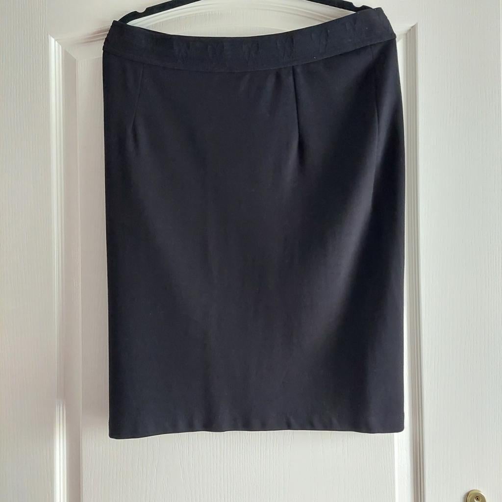 Mooie zwarte  rok maat 44 46, Zwart, Maat 46/48 (XL) of groter, Ophalen of Verzenden, Zo goed als nieuw