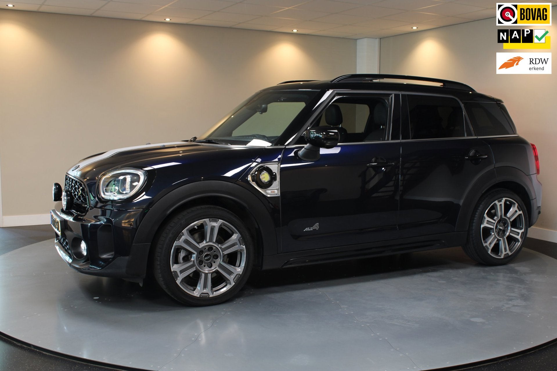 Mini Countryman 1.5 Cooper S E ALL4 *220Pk!* Pano|Carplay|Ca, Auto's, Mini, Automaat, Dealer onderhouden, Gebruikt, Euro 6