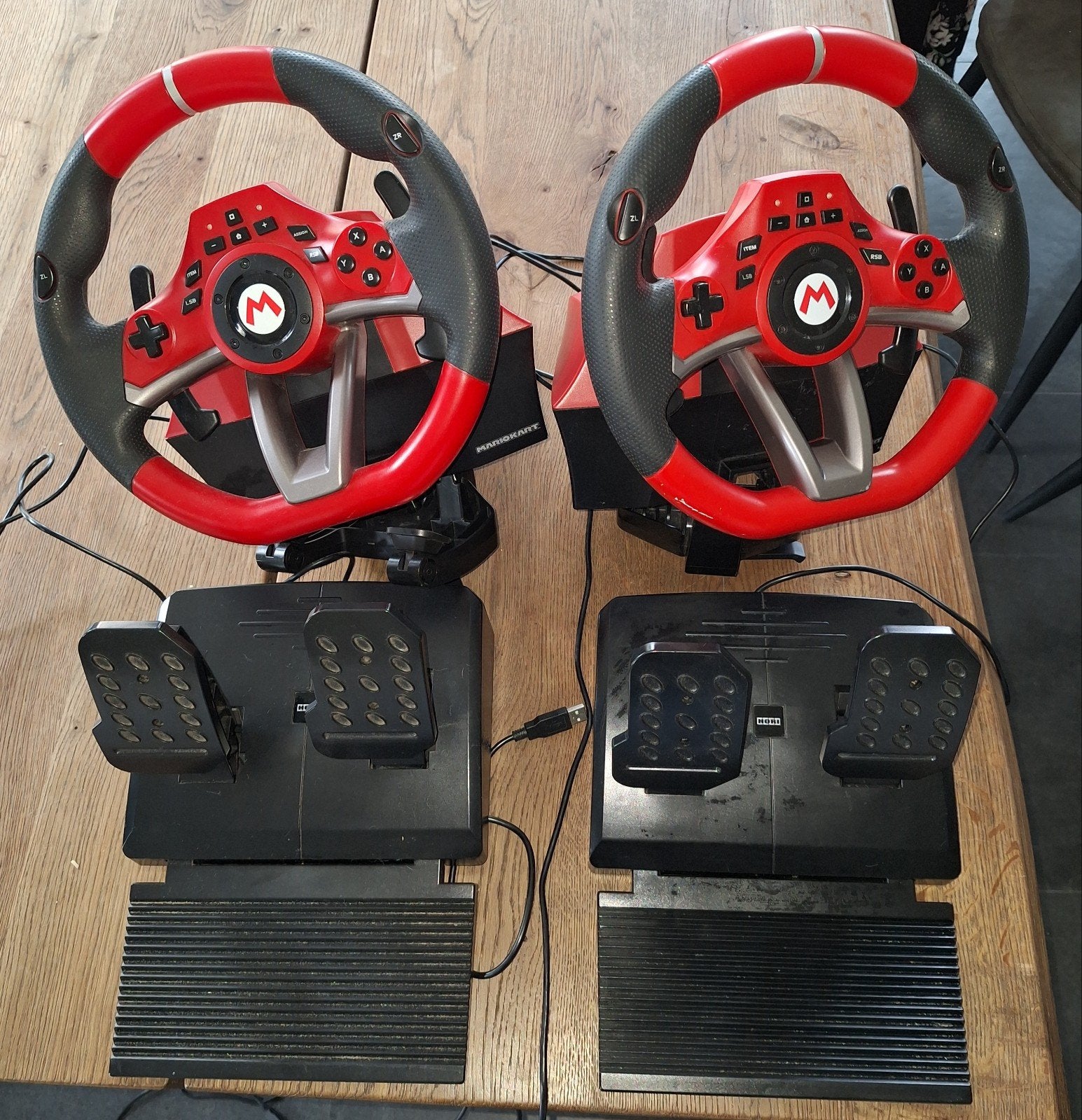 2x mario Kart racestuur met pedalen - Hori, Ophalen, 1 speler, Racen en Vliegen, Zo goed als nieuw
