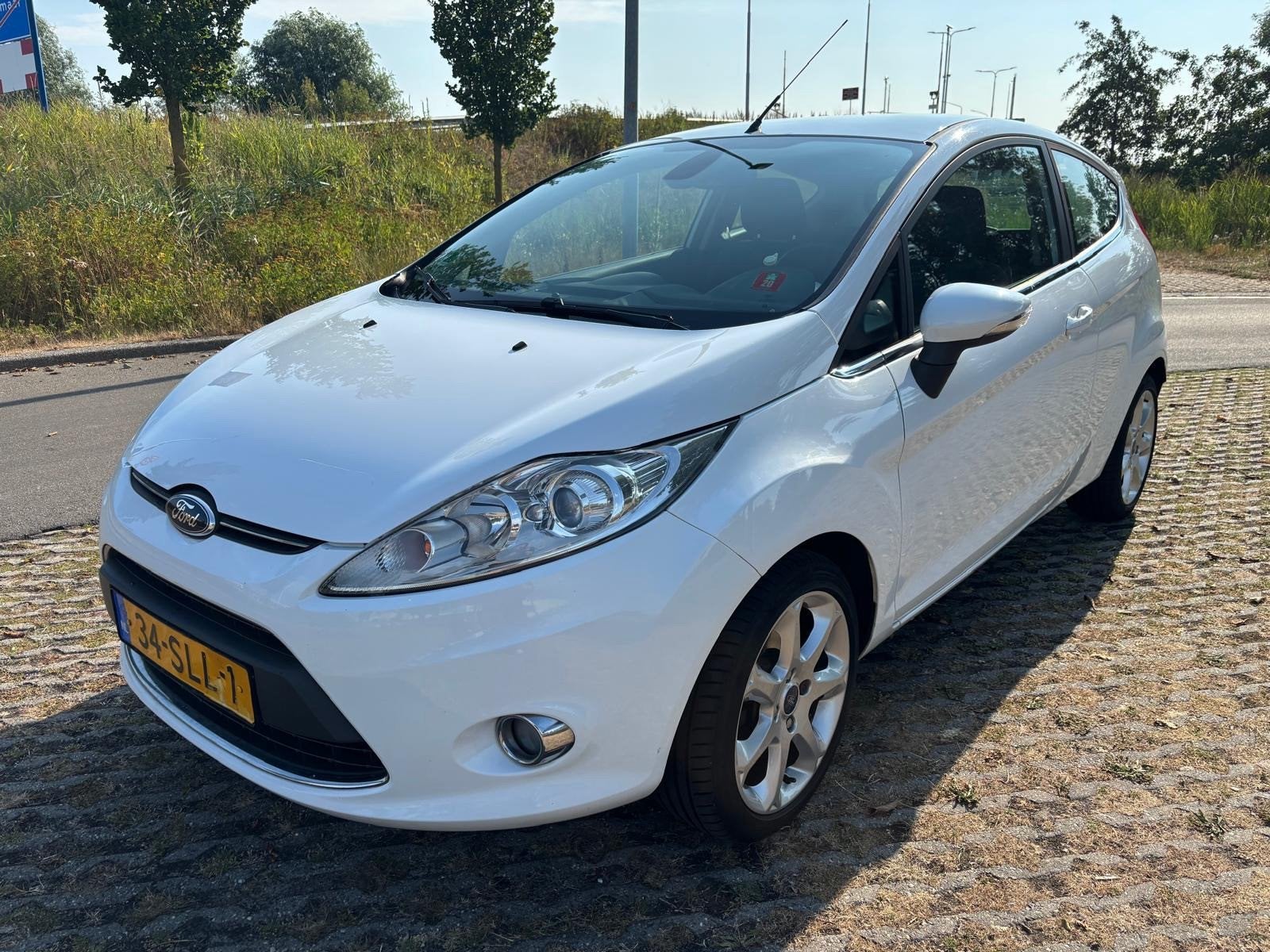 Ford Fiesta 1.25 Titanium / Climate / Elek ramen, Voorwielaandrijving, Euro 5, Gebruikt, 4 cilinders