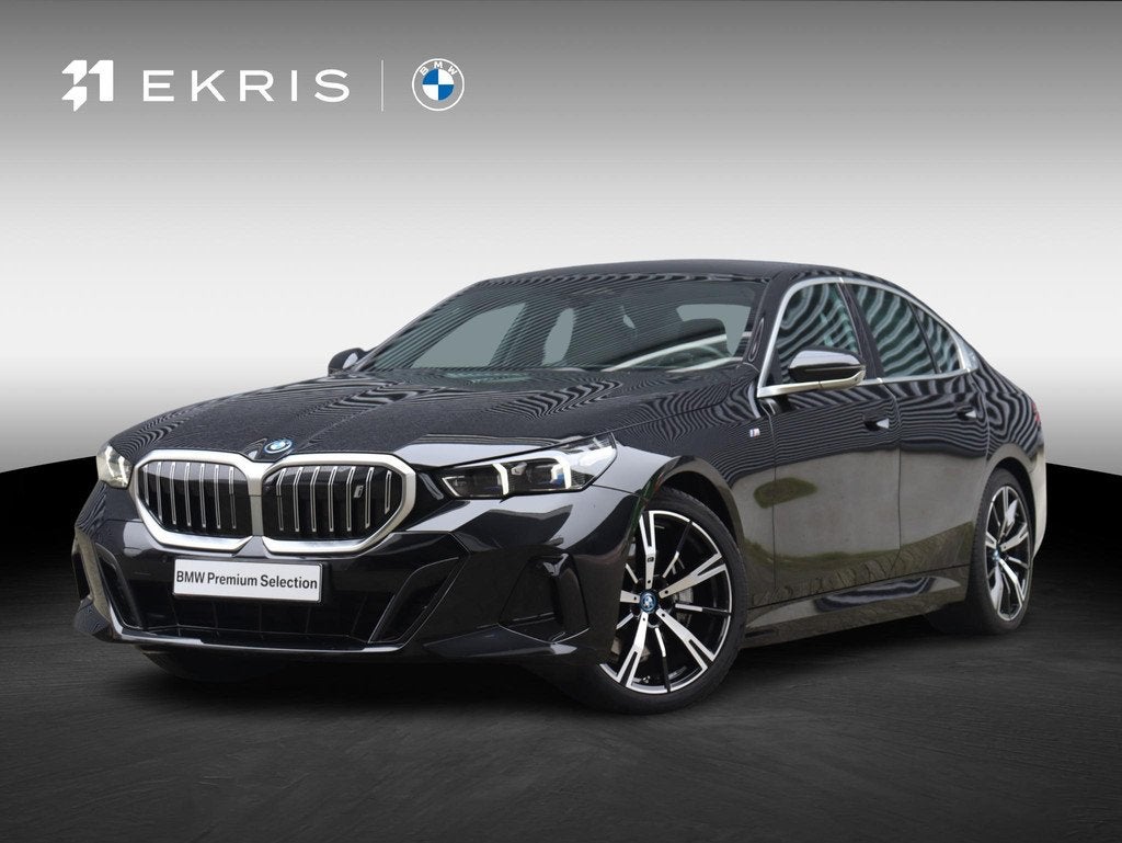 BMW i5 Sedan eDrive40 | M Sportpakket | Panodak | Trekhaak |, Auto's, BMW, Bedrijf, Te koop, i5, Adaptieve lichten, Airconditioning