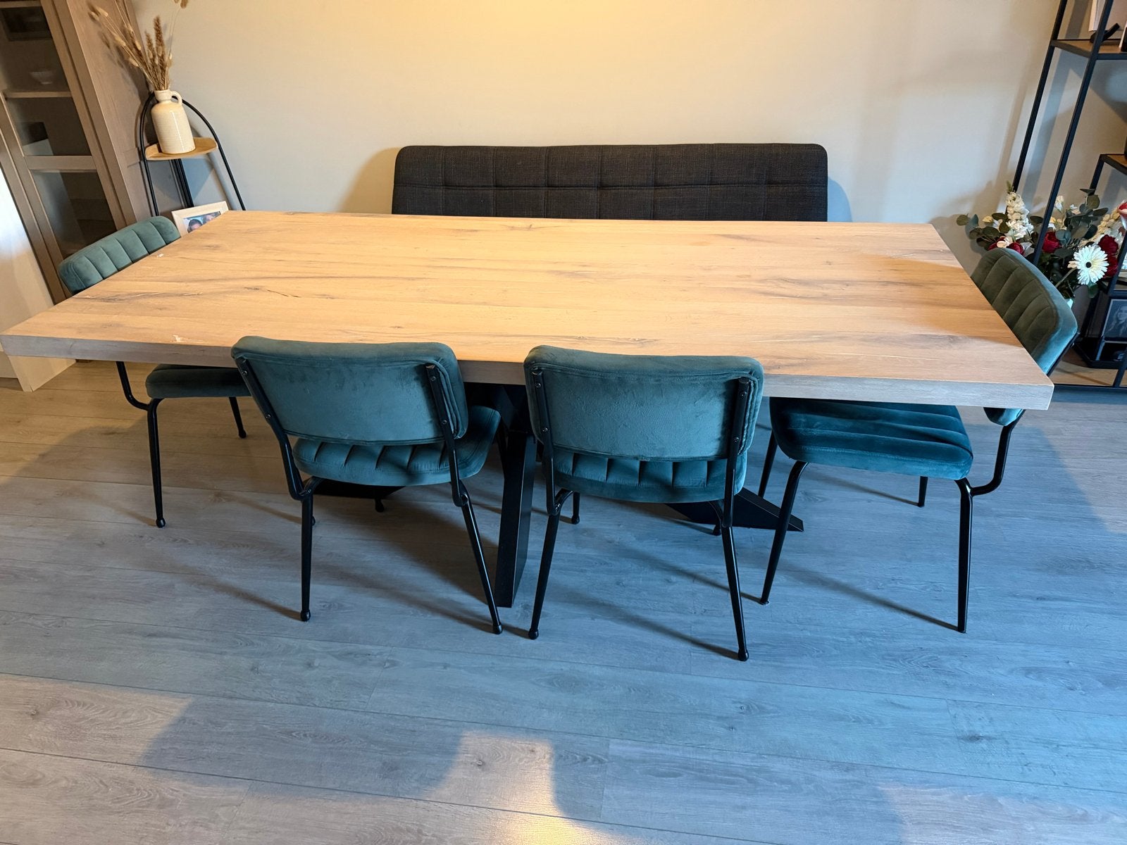 Eettafelset compleet met eettafelbank en 4 stoelen., Huis en Inrichting, Stoelen, Ophalen, Twee, Zo goed als nieuw, Stof
