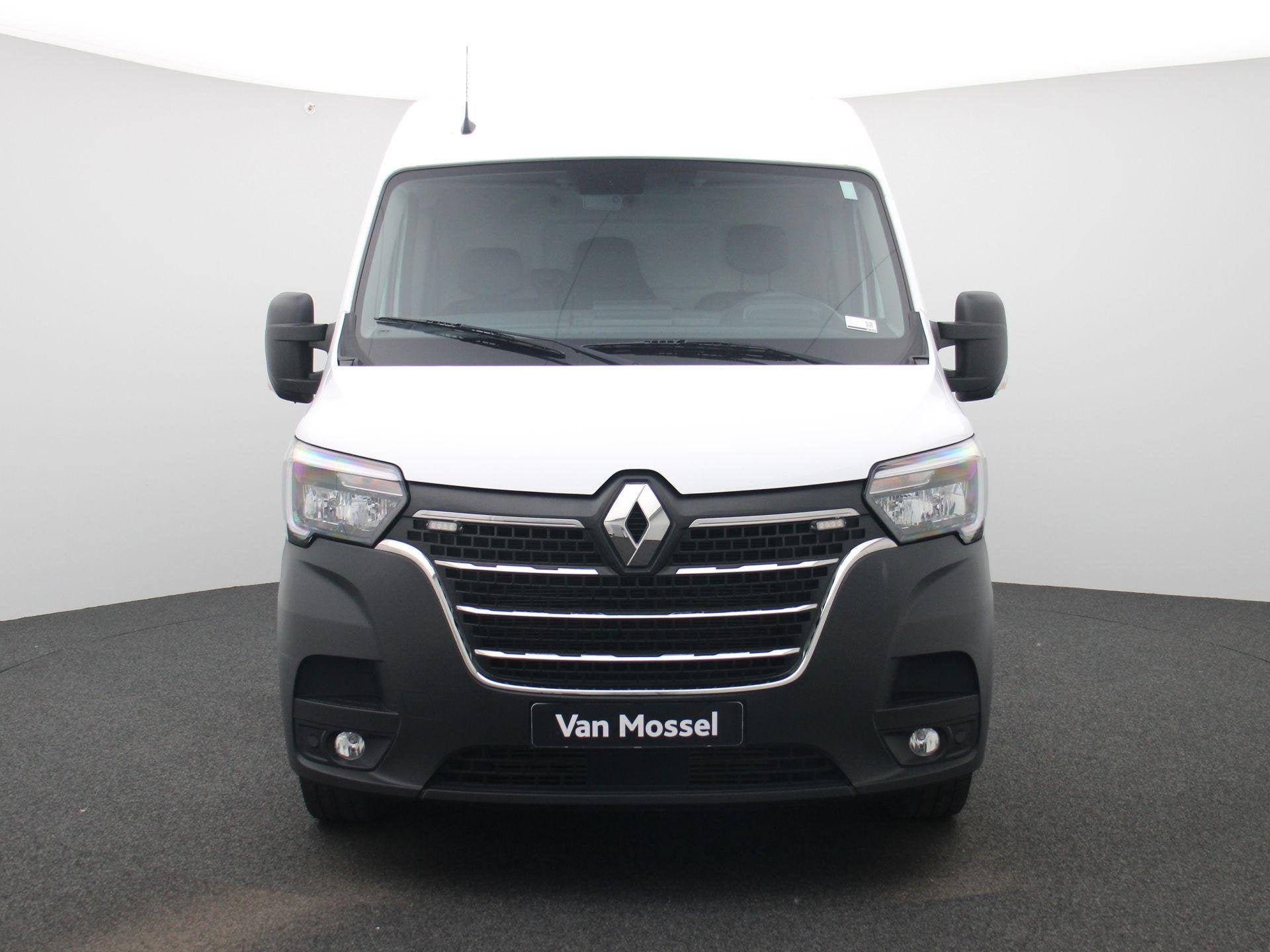 Renault Master T35 2.3 dCi 135Pk L3H2 Comfort | Navigatie |, 135 pk, Gebruikt, Euro 6, 4 cilinders