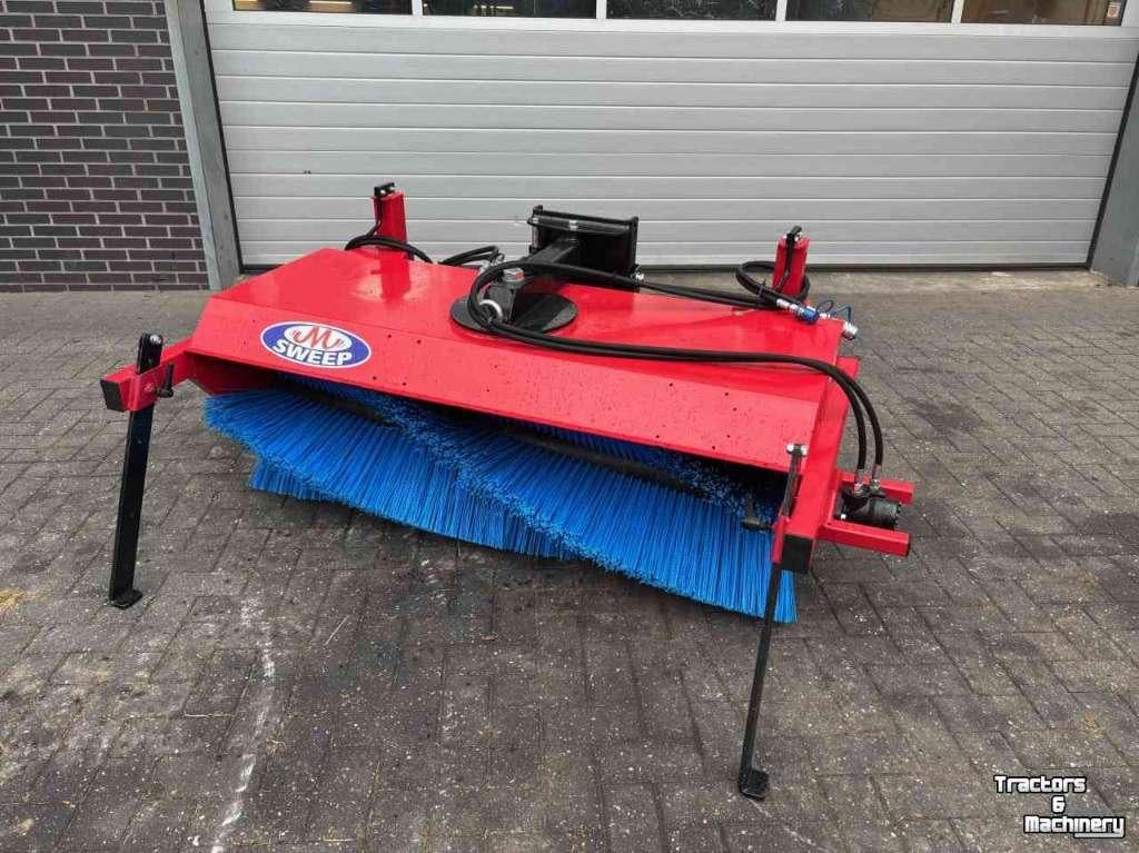 Sweep Hydraulisch aangedreven veegmachine, Ophalen, Zo goed als nieuw, Sweep