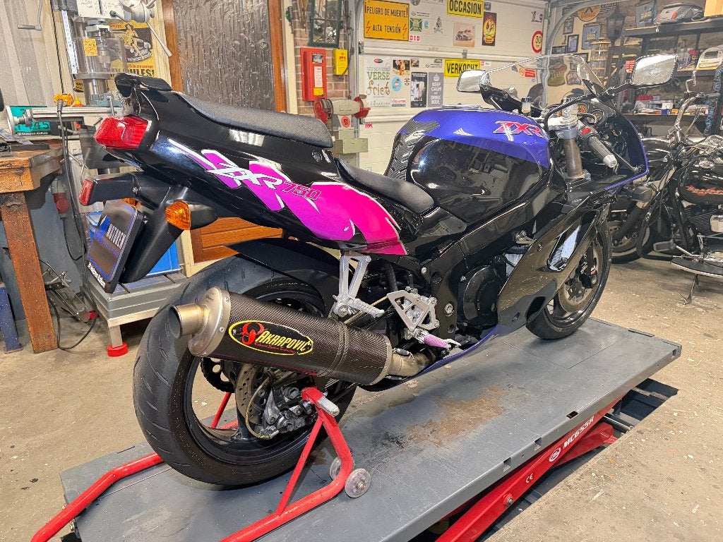 Kawasaki ZXR 750, 750 cc, Occasion, 4 cilinders, 12 t/m 35 kW
