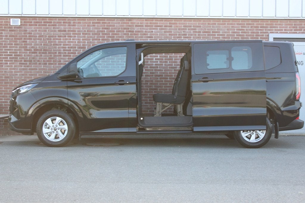 Ford E-Transit Cust. 320 L2H1 218PK Trend 65 kWh DC |2X.SCHU, Automaat, Gebruikt, Zwart, Zwart