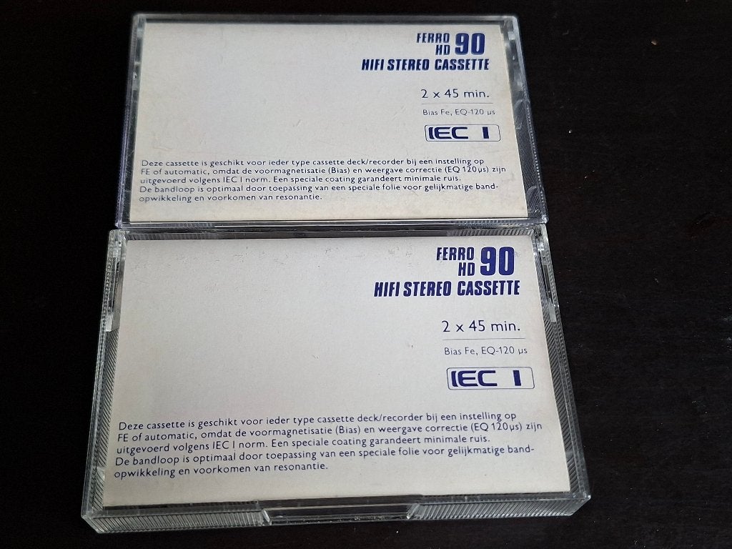 HEMA FERRO HD 90  - 2X MC, Cd's en Dvd's, Cassettebandjes, 2 t/m 25 bandjes, Overige genres, Ophalen of Verzenden, Zo goed als nieuw