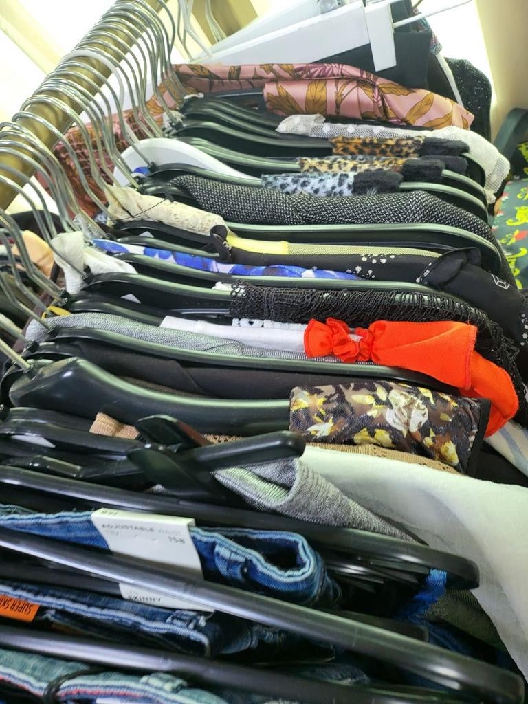 Partij merkkleding nieuw met labels dames heren kids mix, Kleding | Dames, Ophalen of Verzenden, Nieuw
