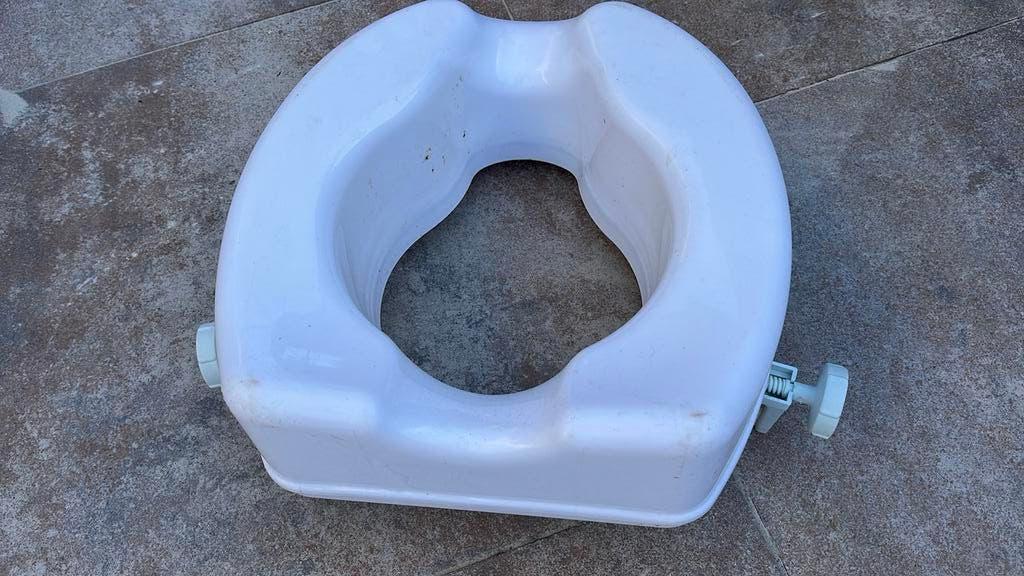 Toiletverhoger., Ophalen, Zo goed als nieuw