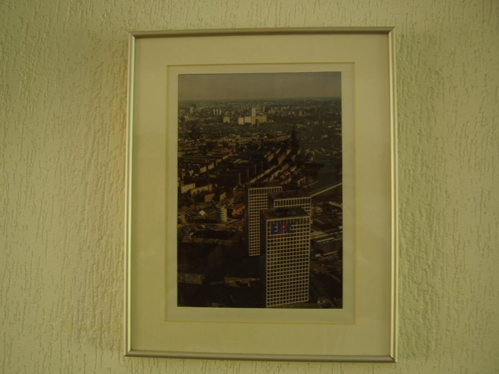 lijst upc aluminium gebouw kantoor bouwkunde schilderij foto, Overige materialen, Minder dan 50 cm, Ophalen of Verzenden, Zo goed als nieuw