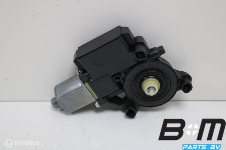 Raammotor rechtsvoor VW Polo 6R 6R0959802A, Gebruikt