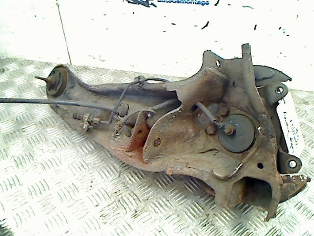 Fusee Rechts Achter Dodge Caliber (2006-06/2009-12), Webaccessibility@stellantis.com, Gebruikt, Taurusavenue 1, Hoofddorp 2132 LS, , Nederland