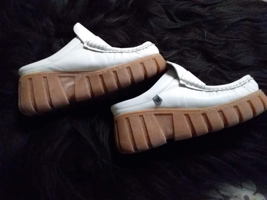Mag. Megamok. VINTAGE. Maat 37, Kleding | Dames, Schoenen, Ophalen of Verzenden, Zo goed als nieuw
