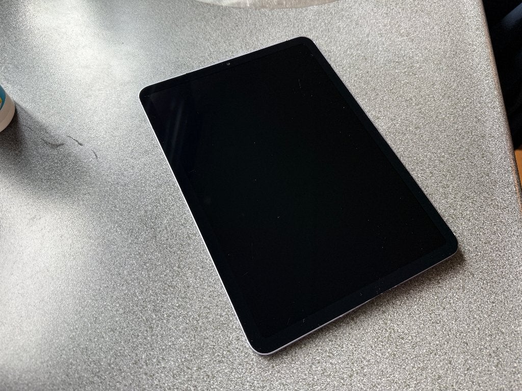iPad Air 2022 5e generatie, WiFi + 5G, Computers en Software, Apple iPads, Apple iPad Air, 11 inch, Ophalen of Verzenden, Niet werkend