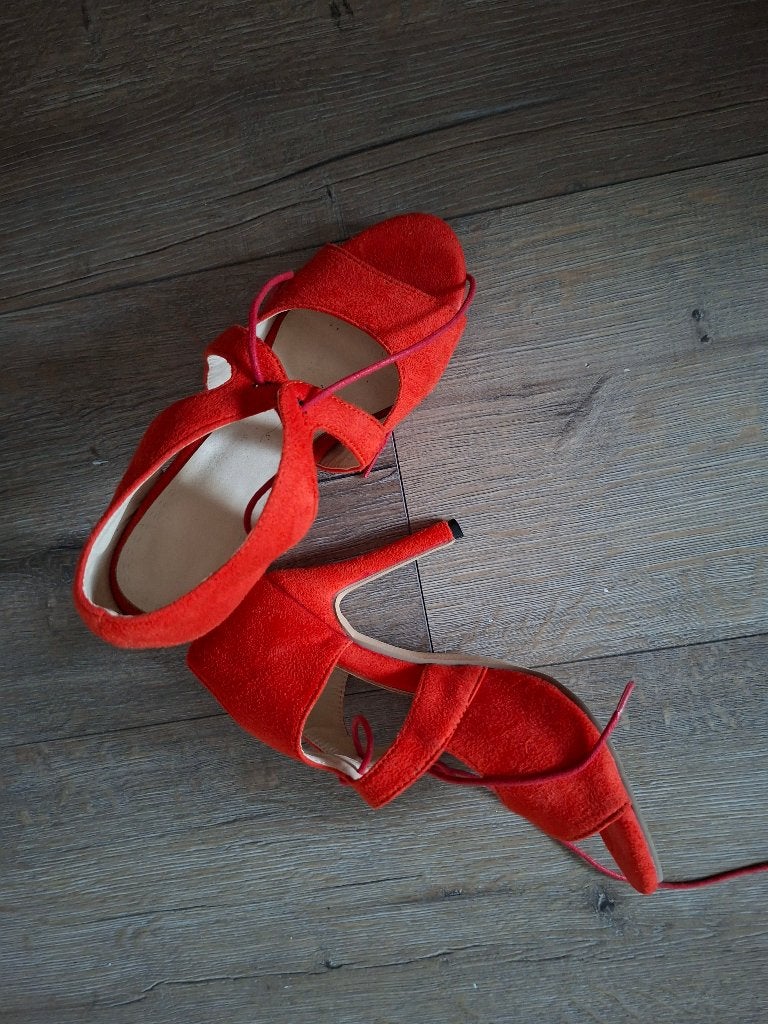 Dames open zomerschoenen naaldhak maat 39, Kleding | Dames, Schoenen, Oranje, Ophalen of Verzenden, Schoenen met hoge hakken, Onbekend