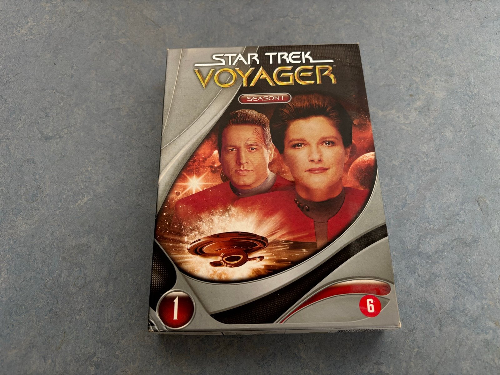 Star Trek Voyager - Seizoen 1 (DVD Boxset), Engels, Nederlands, Ophalen of Verzenden, Zo goed als nieuw
