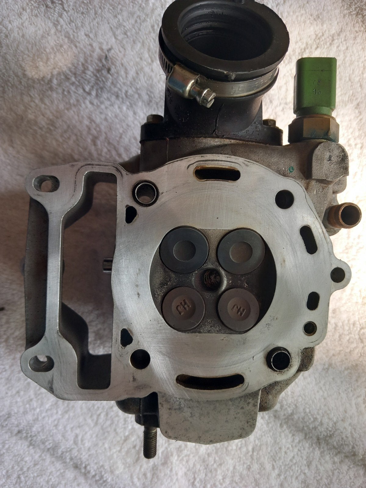 Vespa GTS 300 Cilinderkop, Ophalen of Verzenden, Gebruikt