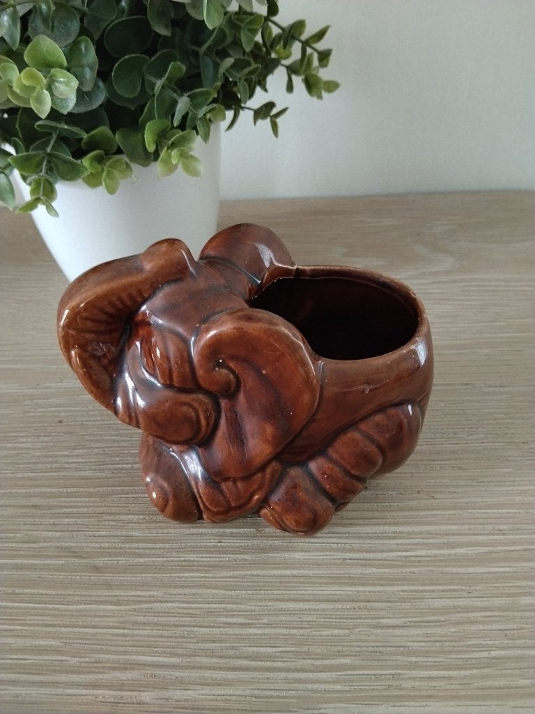 vintage keramische olifant bloempot, Tuin en Terras, Bloempotten, Rond, Ophalen of Verzenden, Zo goed als nieuw, Aardewerk