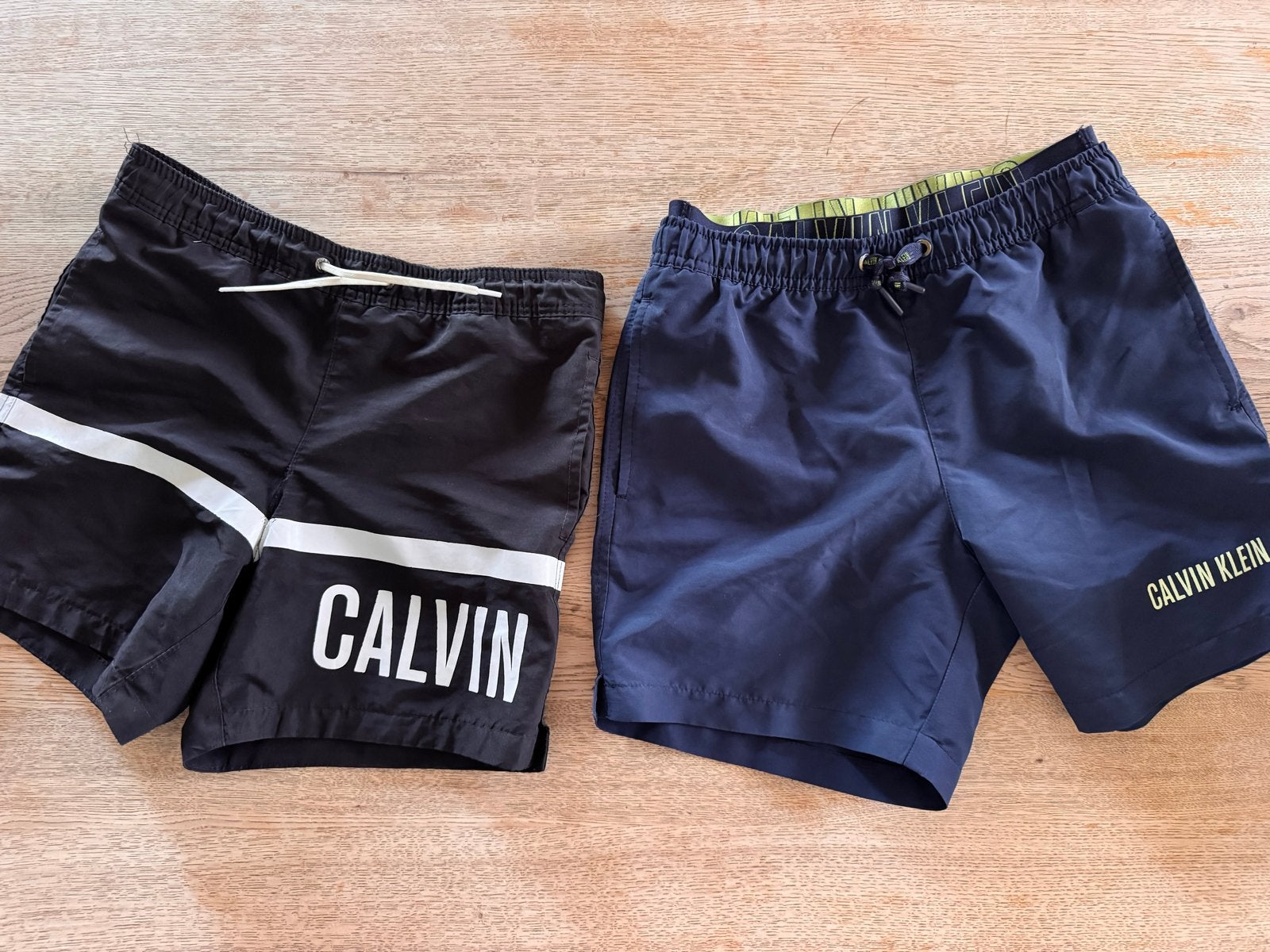 Calvin Klein zwembroeken maat 10-12 jaar, Kinderen en Baby's, Kinderkleding | Maat 140, Verzenden, Gebruikt, Jongen, Sport- of Zwemkleding