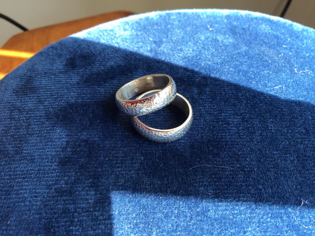 2 zilveren ringen,brede zilveren ring 5mm, Ophalen, Nieuw, Kleiner dan 17, Dame