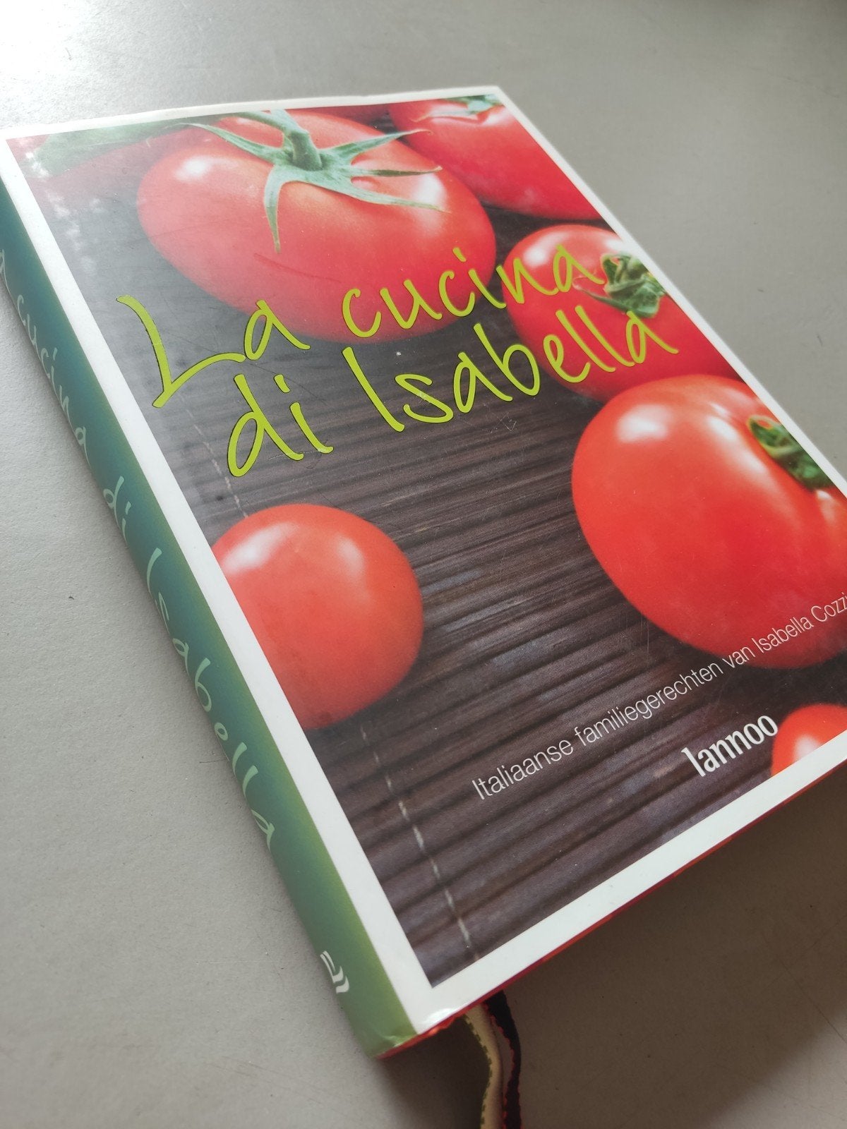 I. Cozzi - La cucina di isabella, Italië, I. Cozzi, Ophalen of Verzenden, Zo goed als nieuw