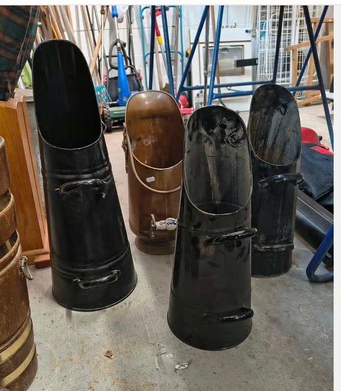 paraplubak waarvan enkele voorheen kolenkit vanaf 5 euro, Ophalen
